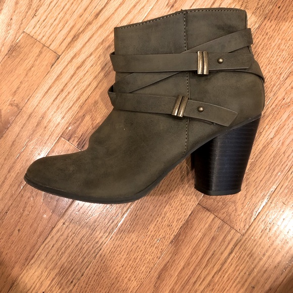 Heeled Booties - Picture 2 of 5